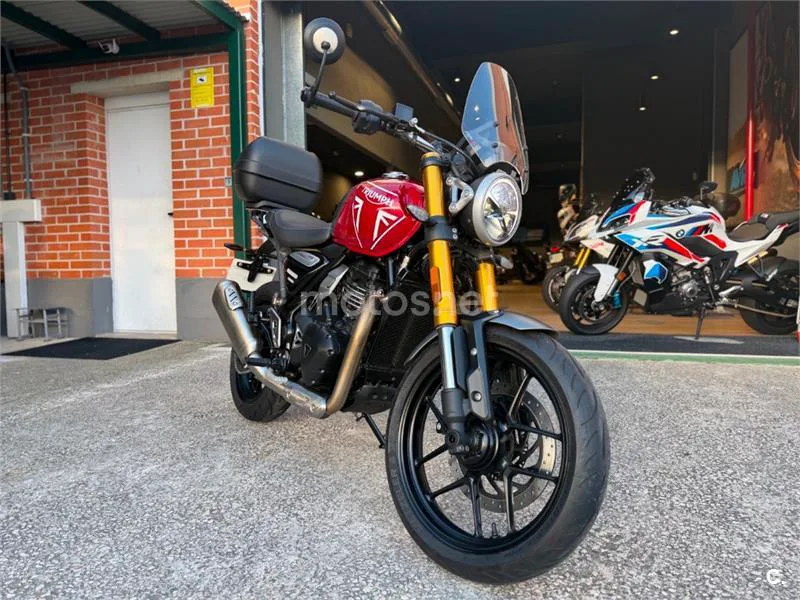 Triumph Speed 400 – Vista 3