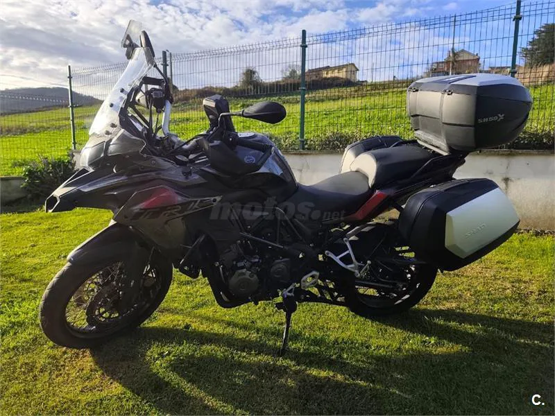 Benelli TRK 502 – Vista 2