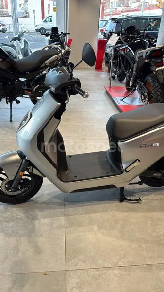 Honda EM1 e: - Vista 5