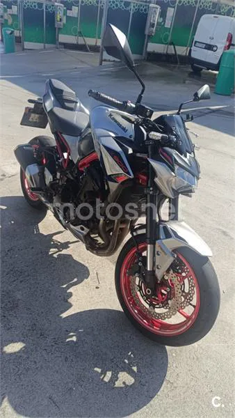 Kawasaki Z 900 – Vista 4