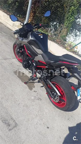 Kawasaki Z 900 – Vista 5