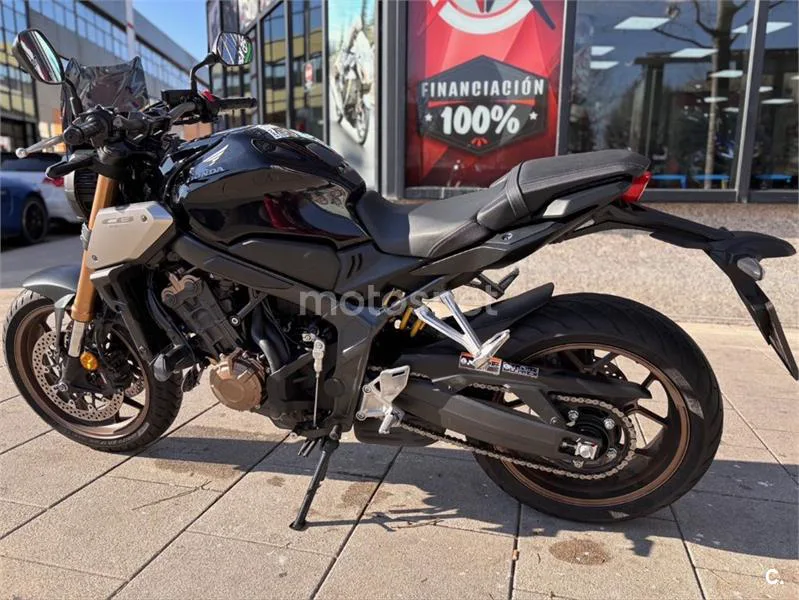 Honda CB 650 R – Vista 11
