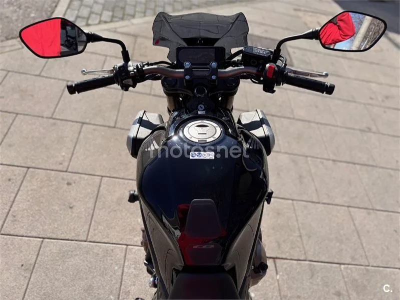Honda CB 650 R – Vista 13