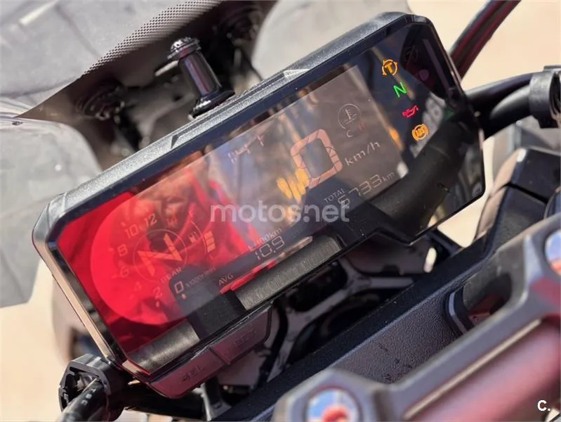 Honda CB 650 R – Vista 14