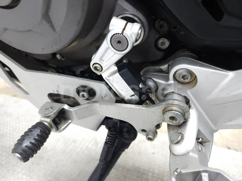 Ducati DesertX – Vista 20