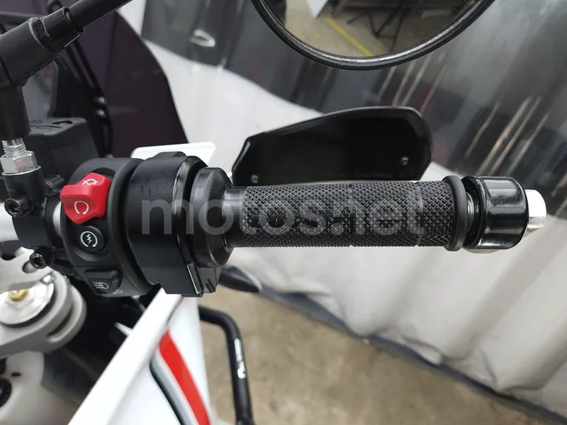 Ducati DesertX – Vista 9