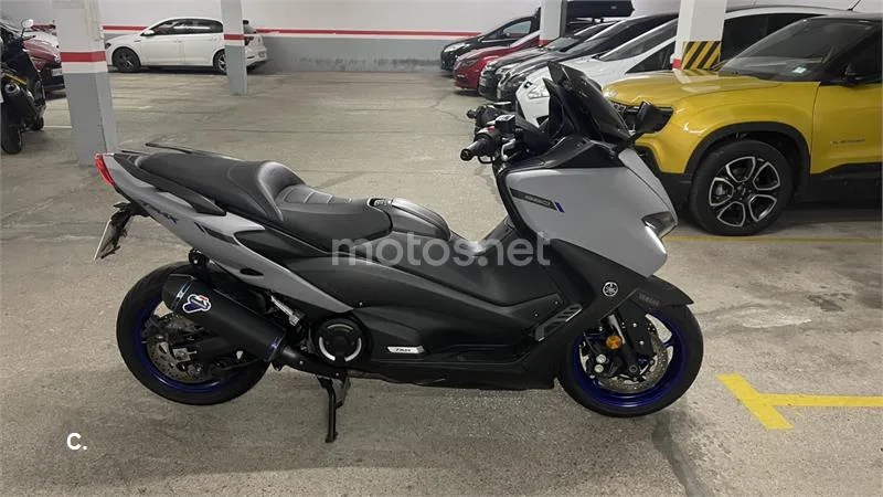 Yamaha TMAX 560 – Vista 5