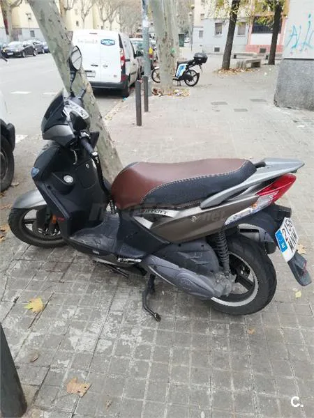 Kymco Agility City Plus 125 – Vista 4