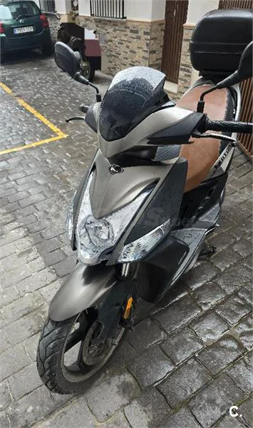 Kymco Agility City 125 – Vista 2