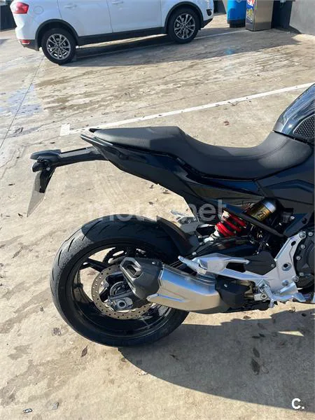 BMW F 900 R – Vista 4