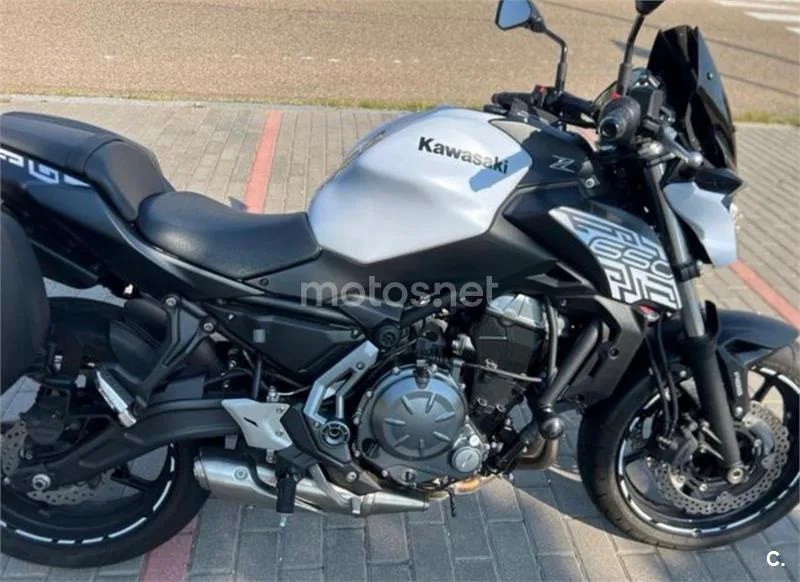 Kawasaki Z 650 – Vista 2