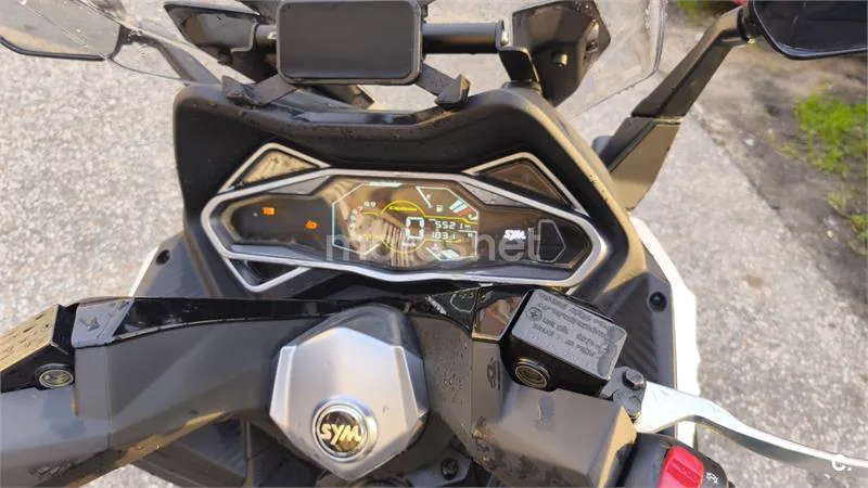 SYM Cruisym – Vista 8