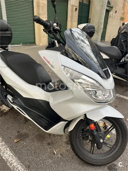 Honda PCX 125 – Vista 2
