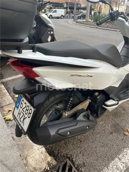 Honda PCX 125 – Vista 3