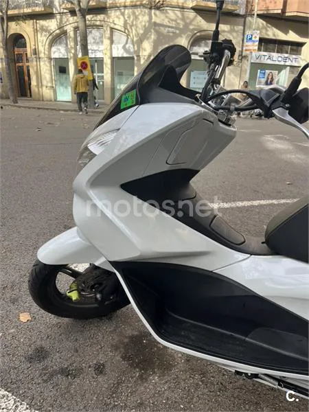 Honda PCX 125 – Vista 5