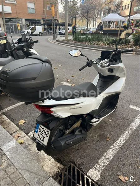 Honda PCX 125 – Vista 7