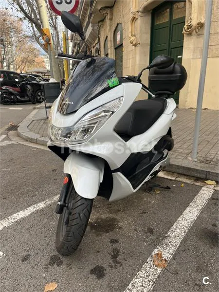Honda PCX 125 – Vista 8