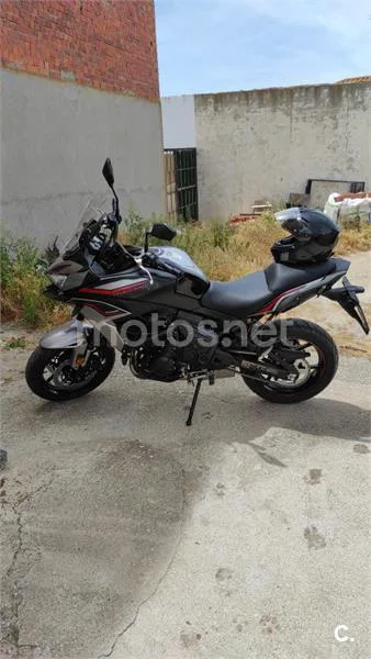 Kawasaki Versys – Vista 3