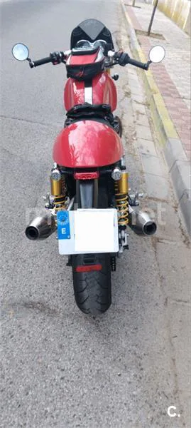 Triumph Thruxton – Vista 6