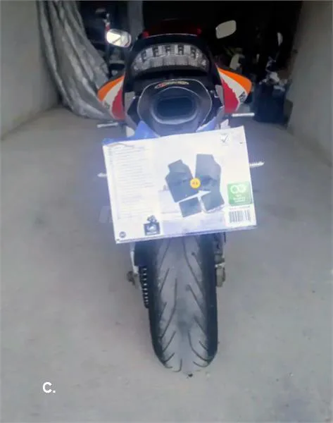 Honda CBR 1000RR Fireblade – Vista 4