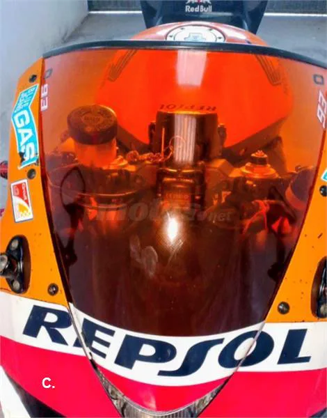 Honda CBR 1000RR Fireblade – Vista 5