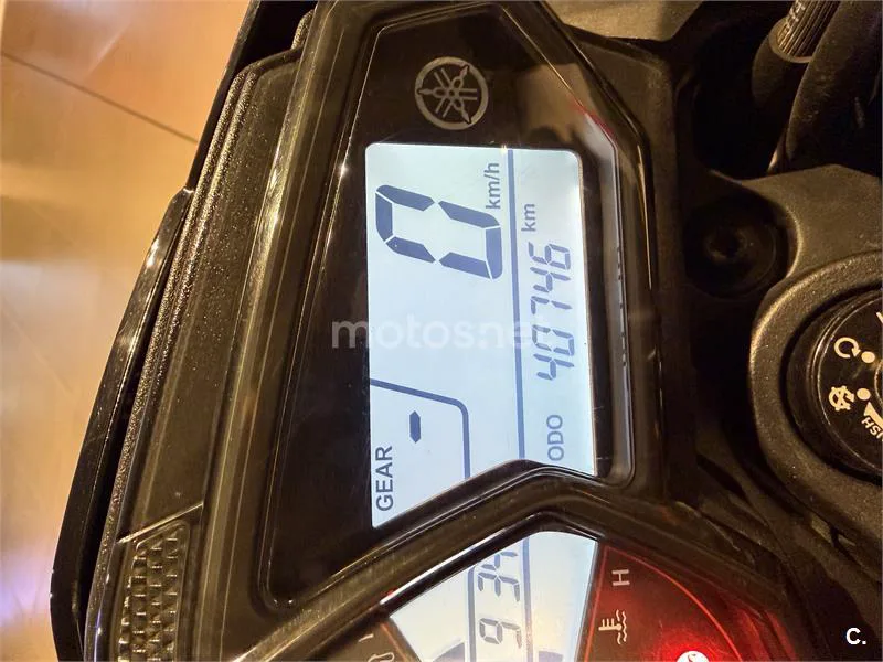 Yamaha MT-03 – Vista 2