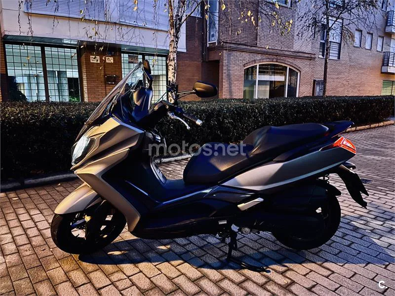 Kymco Super Dink 125i – Vista 3