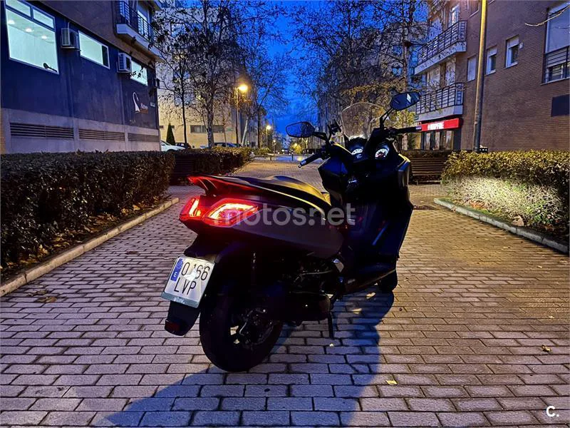 Kymco Super Dink 125i – Vista 4