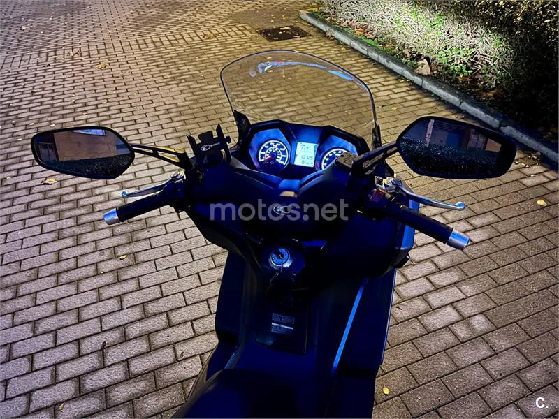 Kymco Super Dink 125i – Vista 7