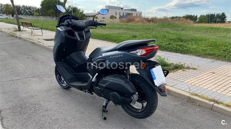 Yamaha NMAX – Vista 3
