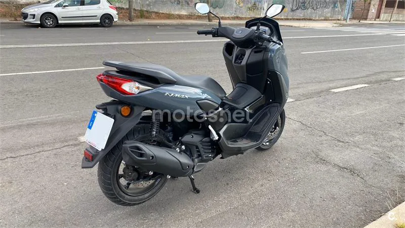 Yamaha NMAX – Vista 4
