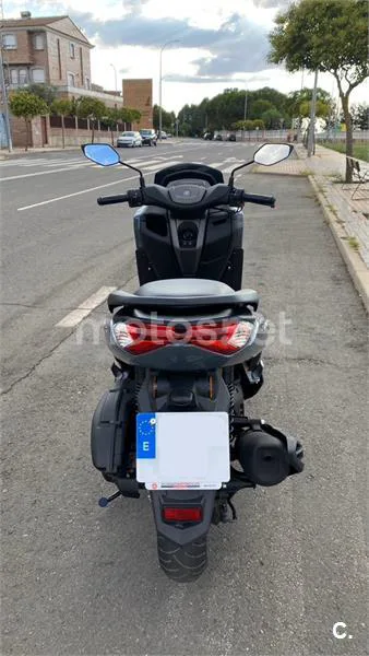 Yamaha NMAX – Vista 6