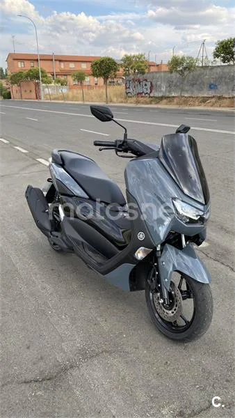 Yamaha NMAX – Vista 8
