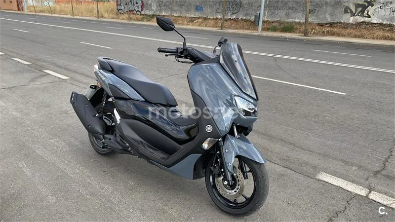 Yamaha NMAX – Vista 9