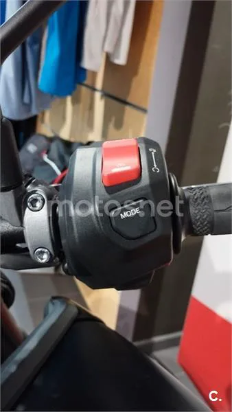 Yamaha MT-09 – Vista 14