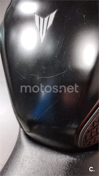 Yamaha MT-09 – Vista 20