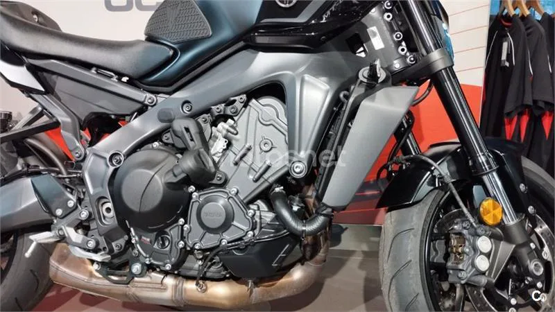 Yamaha MT-09 – Vista 4