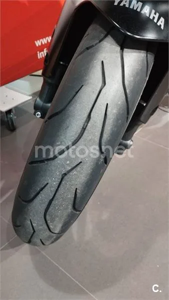 Yamaha MT-09 – Vista 10