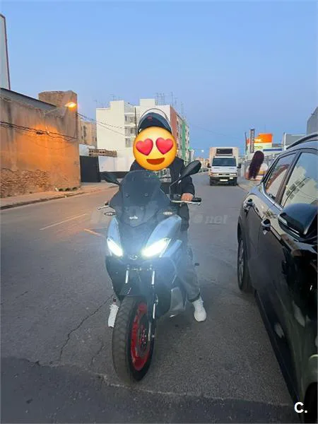 Aprilia SR GT 125 – Vista 4