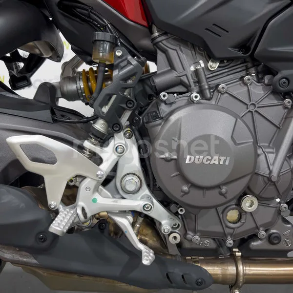 Ducati Streetfighter V2 - Vista 18