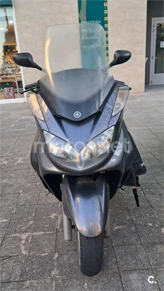 Yamaha YP Majesty 400 – Vista 7