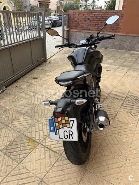 Yamaha MT-125 – Vista 4