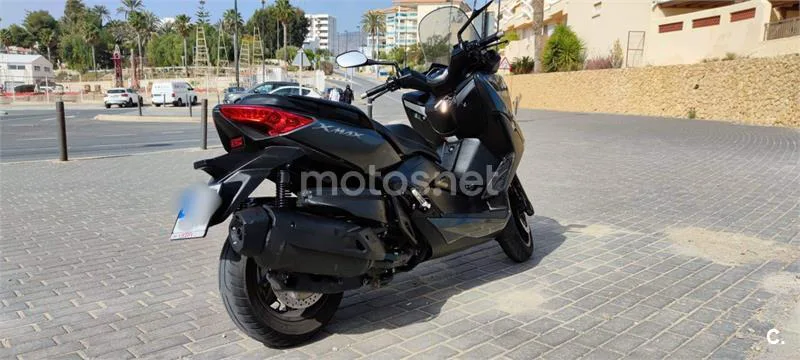 Yamaha XMAX 400 – Vista 2