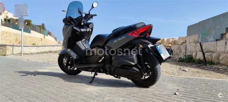 Yamaha XMAX 400 – Vista 3