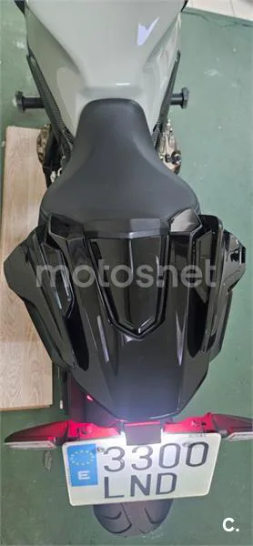 Honda CB 650 R – Vista 6