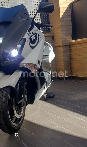 Yamaha TMAX 530 – Vista 2