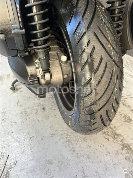 Yamaha XMAX 300 – Vista 2