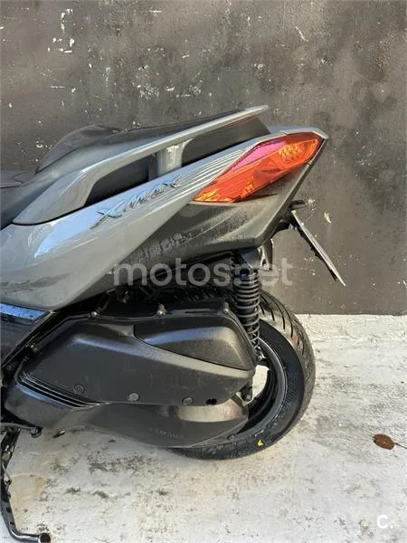 Yamaha XMAX 300 – Vista 8