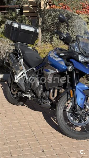 Triumph Tiger 900 – Vista 9