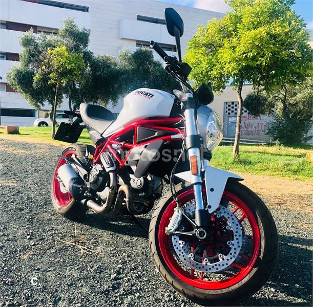 Ducati Monster 797 – Vista 4
